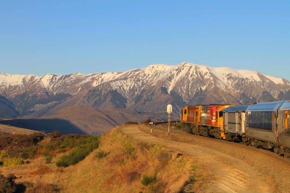 183843 tranzalpine on a clear day