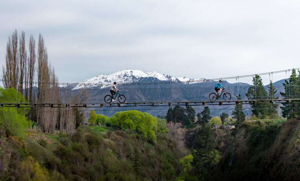 Queenstown   Arrow River Bridges Trail   Spring 2025   credit Brook Sabin (5)